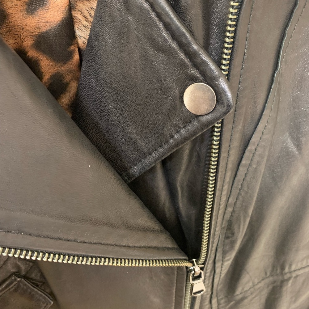 Cache Leather Vest - Picture 5 of 5